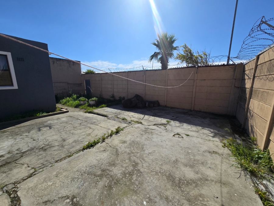 3 Bedroom Property for Sale in Westridge Western Cape